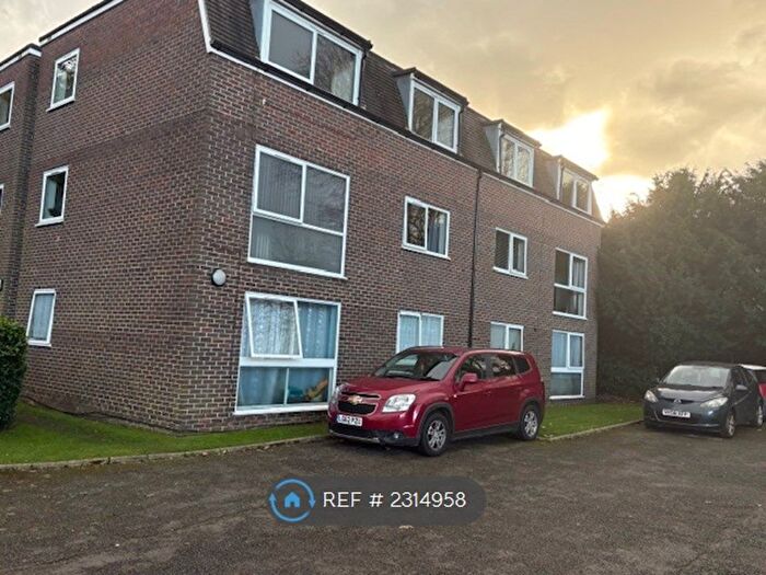 1 Bedroom Flat To Rent In Powell Court, South Croydon, CR2