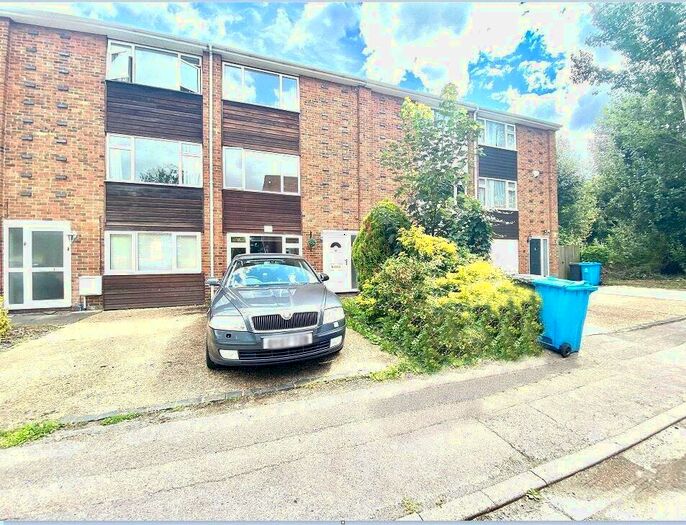 1 Bedroom Terraced House To Rent In Wayside Mews, Maidenhead, Berkshire, SL6