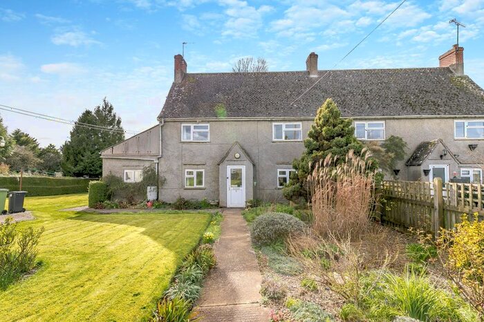 3 Bedroom Semi-Detached House For Sale In Pike Hill Rise, Compton Abdale, Cheltenham, Gloucestershire, GL54