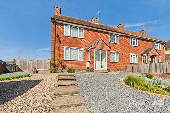 4 Bedroom Semi-Detached House For Sale In Hudson Road, Sileby, LE12