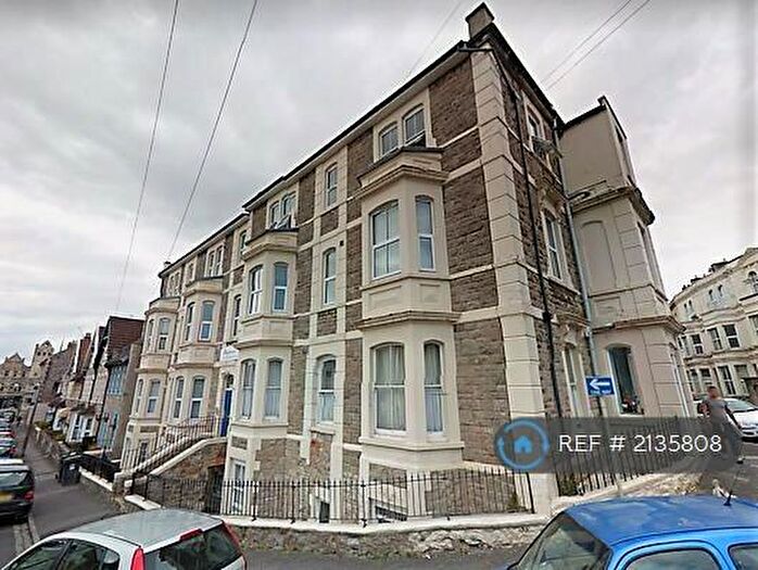3 Bedroom Flat To Rent In Baymead Apartments, Weston-Super-Mare, BS23