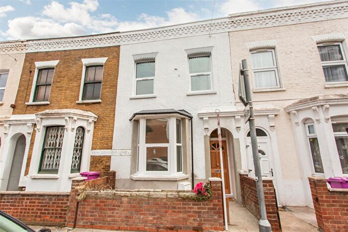 4 Bedroom Terraced House To Rent In Bow Common Lane, Mile End, E3