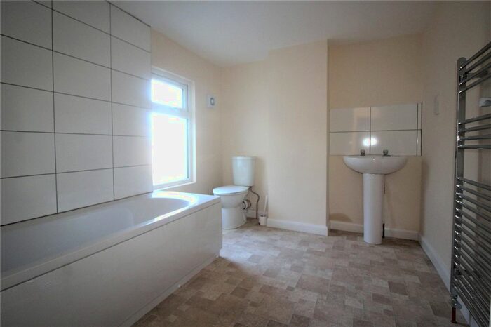 2 Bedroom Terraced House To Rent In Wellington Street, Gravesend, Kent, DA12