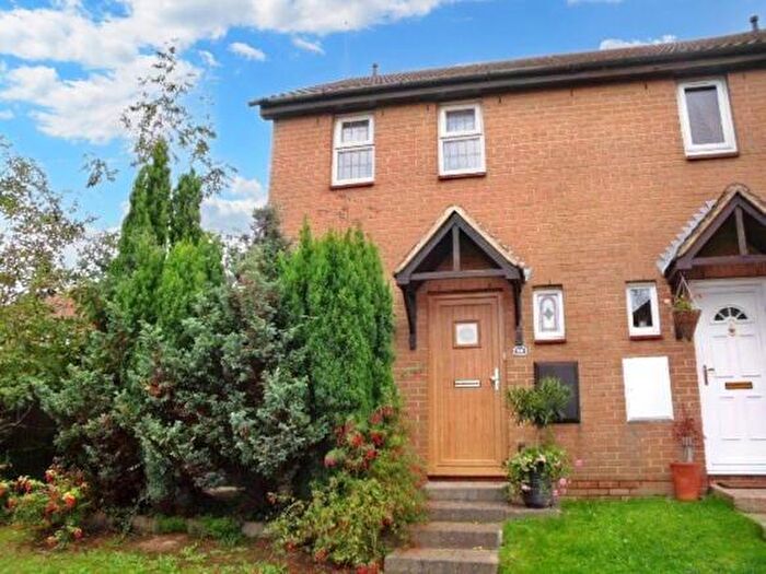 2 Bedroom Semi-Detached House To Rent In Dorchester Road, Billericay, CM12