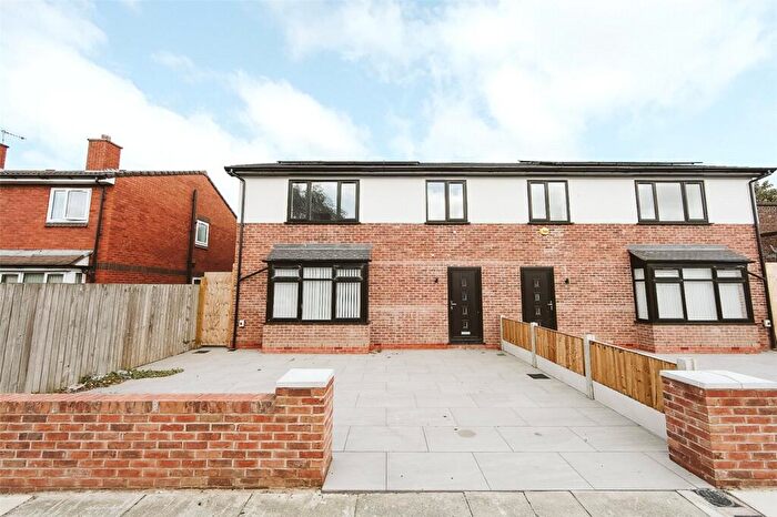 4 Bedroom Semi Detached House For Sale In Upper Stanhope Street, Liverpool, Merseyside, L8