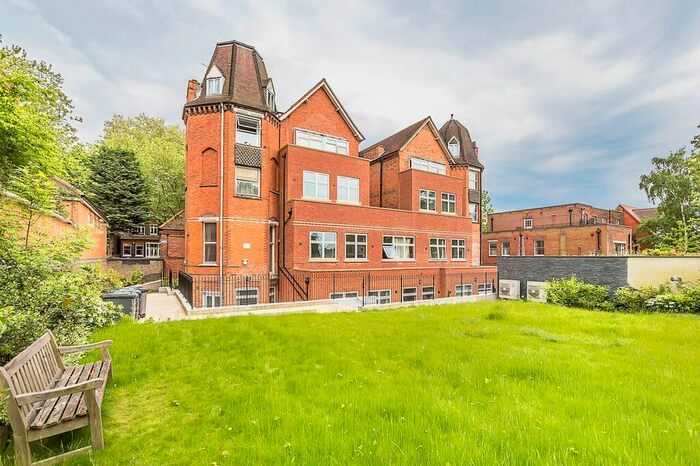 Studio To Rent In Fitzjohns Avenue, London, NW3