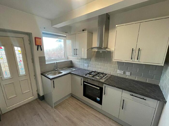 3 Bedroom Flat To Rent In Trent Bridge Build, Nottingham, Nottinghamshire, NG2