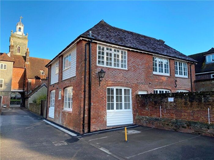 2 Bedroom Property To Rent In East Street, Blandford Forum, DT11