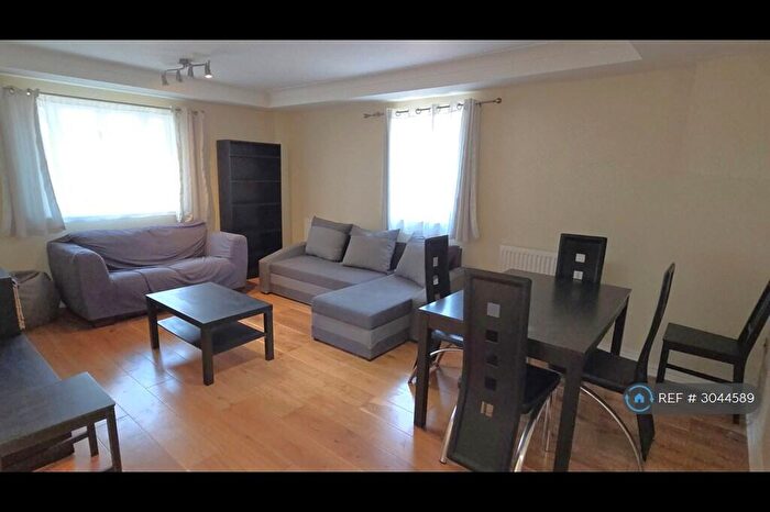 2 Bedroom Flat To Rent In Rotherhithe St, London, SE16
