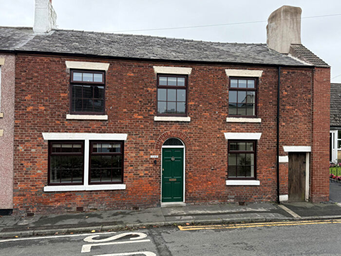 4 Bedroom End Of Terrace House To Rent In Preston Old Road, Freckleton, PR4