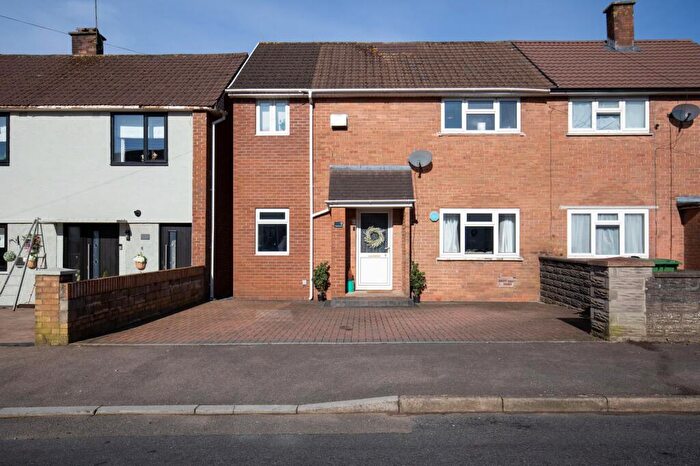 3 Bedroom Semi Detached House For Sale In Chard Avenue, Llanrumney, CF3