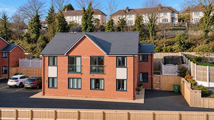 3 Bedroom Semi-Detached House For Sale In Mill Park Mews, Kidderminster, DY10