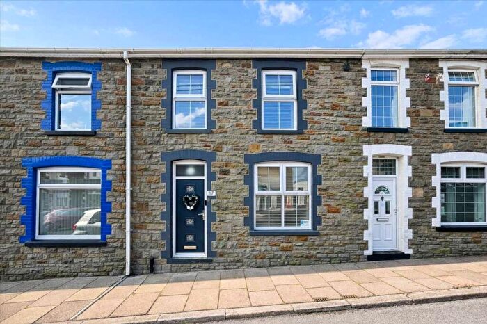 4 Bedroom Terraced House For Sale In Wyndham Street, Gilfach Goch, CF39