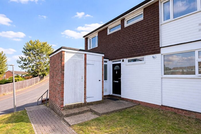 2 Bedroom Maisonette To Rent In Valley Road, Codicote, Hitchin, SG4