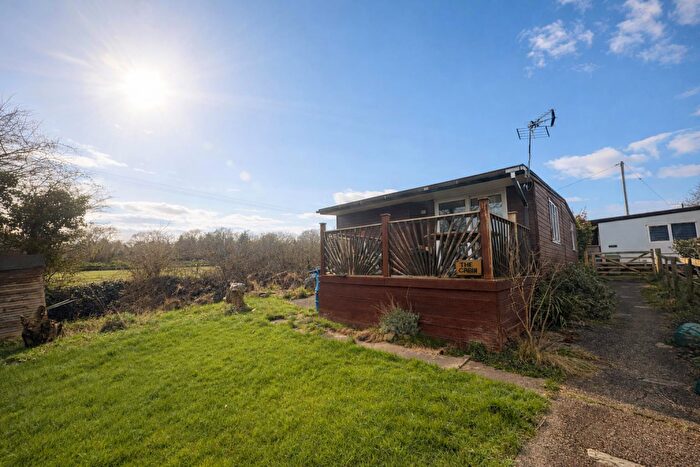 2 Bedroom Property For Sale In Land And Chalet At Dwyfor Ranch, Llanystumdwy, LL52