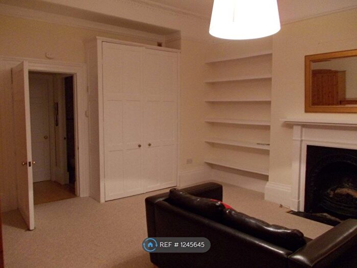 Studio To Rent In Cleveland Place West, Bath, BA1