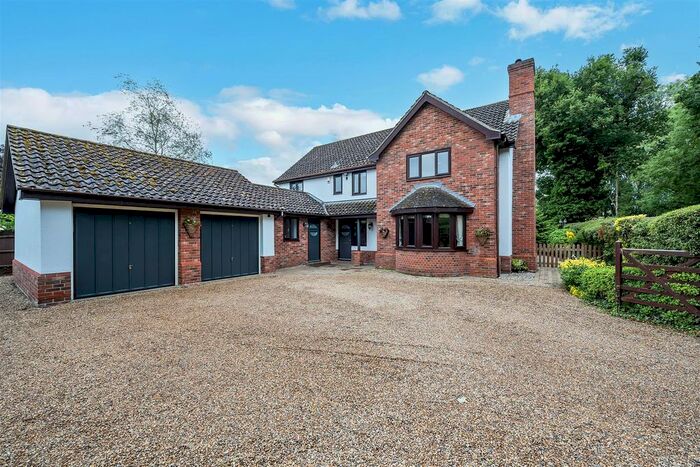 4 Bedroom Detached House For Sale In Chapel Road, Hinderclay, Diss, IP22