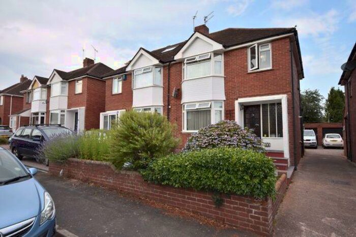 3 Bedroom Semi-Detached House To Rent In Madison Avenue, Heavitree, EX1