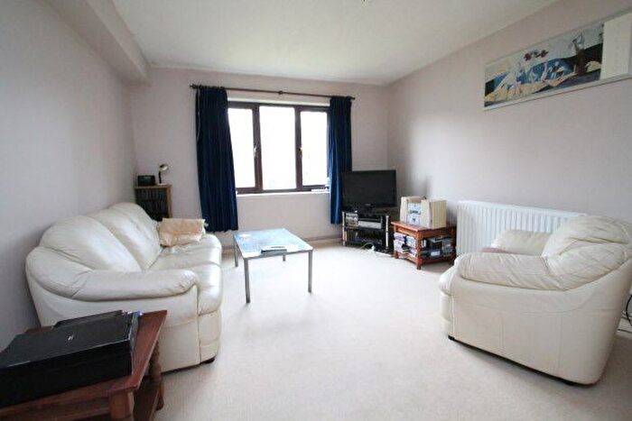 2 Bedroom Flat To Rent In Bader Close, Kenley, CR8