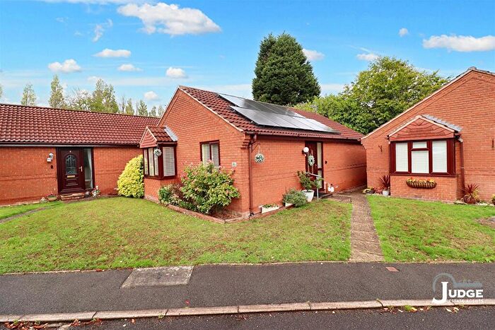 2 Bedroom Detached Bungalow For Sale In The Laurels, Markfield, LE67