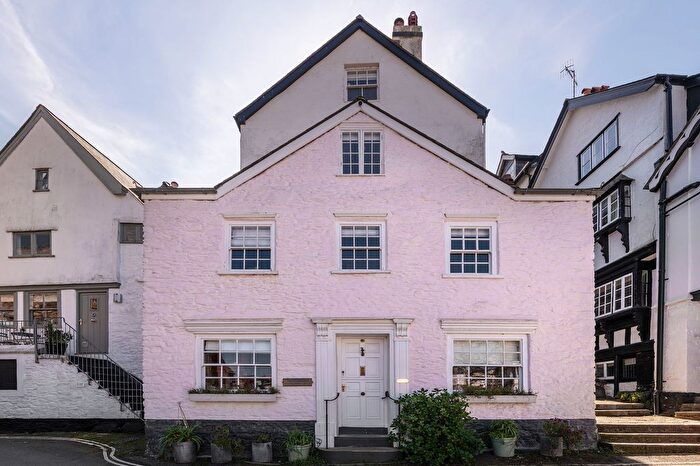 3 Bedroom Property For Sale In The Pink House, Church Close, Dartmouth, TQ6