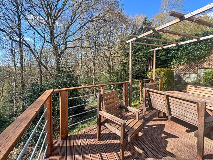 4 Bedroom Detached House For Sale In Ridings Fields, Brockholes, Holmfirth, HD9