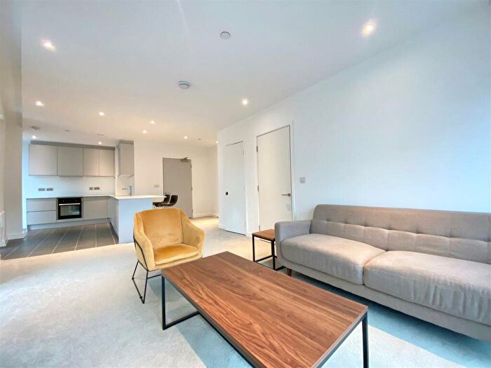 1 Bedroom Apartment To Rent In Local Crescent, Hulme Street, Salford, M5