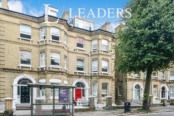 2 Bedroom Flat To Rent In Cromwell Road, Hove, BN3