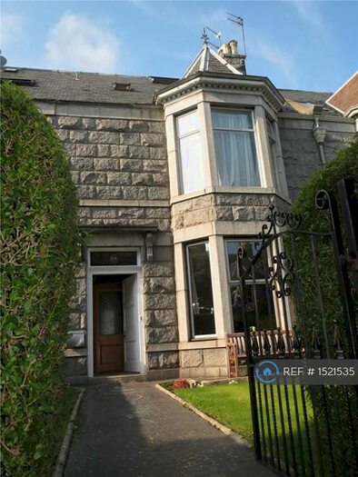 2 Bedroom Flat To Rent In Devonshire Road, Aberdeen, AB10