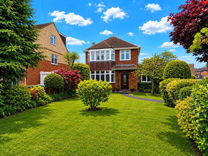 3 Bedroom Property For Sale In Glenfield Road, Ashford, TW15