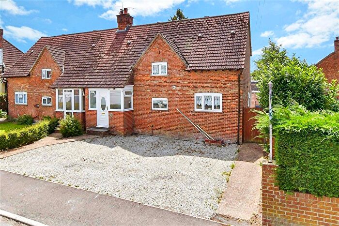 3 Bedroom Semi-Detached House For Sale In Herbert Road, Willesborough, Ashford, Kent, TN24