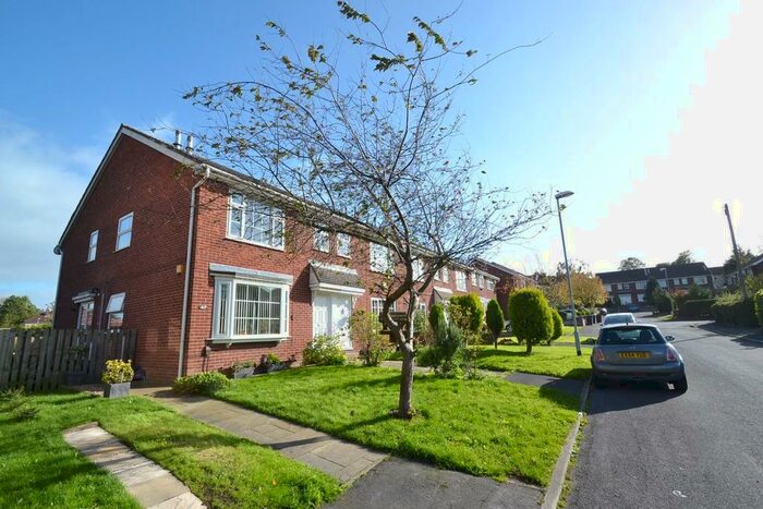 2 Bedroom Apartment To Rent In Fieldway Avenue, Rodley, Leeds, LS13