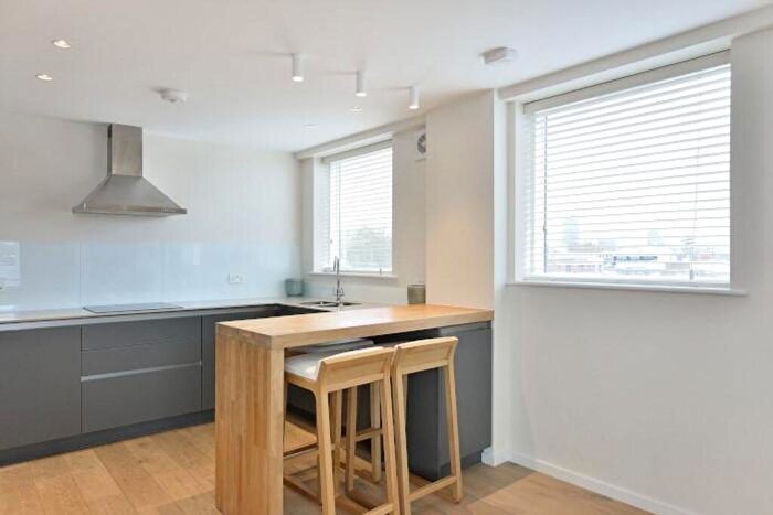 2 Bedroom Flat To Rent In Amwell Street, Charles Allen House, EC1R