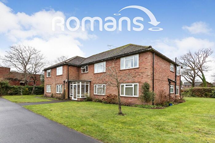 3 Bedroom Flat To Rent In Church Court, Church Road, Fleet, GU51