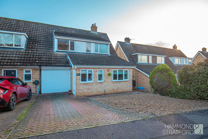 4 Bedroom Semi Detached House For Sale In Rugge Drive, Eaton, NR4