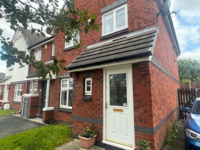 3 Bedroom House To Rent In Telary Close, L5