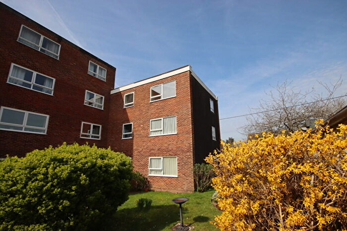1 Bedroom Apartment For Sale In Station Road, Billingshurst, RH14