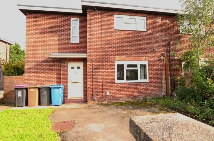 1 Bedroom Flat To Rent In Melville Road, Cadishead, Manchester, M44