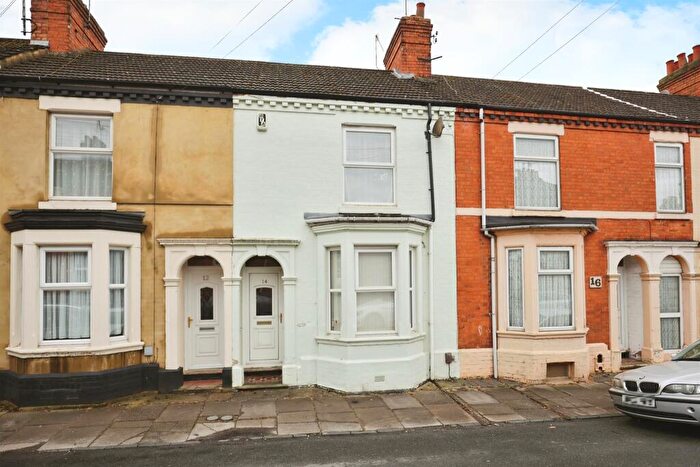 2 Bedroom Terraced House For Sale In Leslie Road, Northampton, NN2
