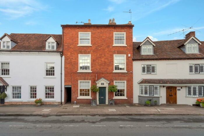 5 Bedroom Town House To Rent In High Street, Henley-In-Arden, B95