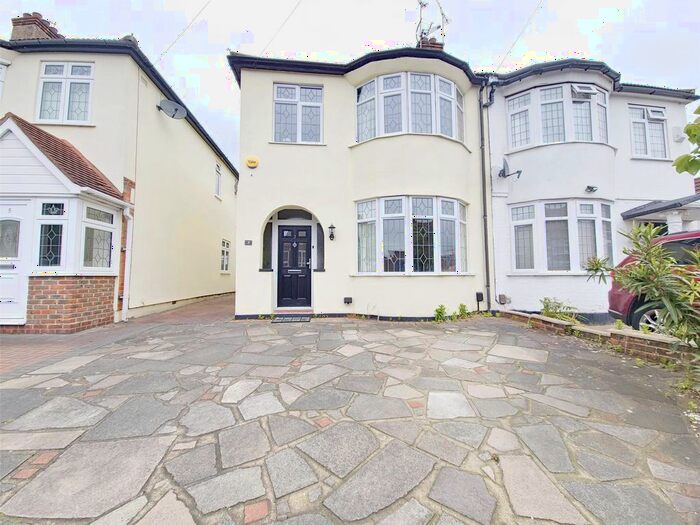 3 Bedroom Semi-Detached House To Rent In Westland Avenue, Hornchurch, RM11