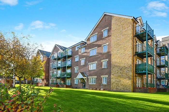 2 Bedroom Flat For Sale In Sheepcote Road, Harrow, HA1