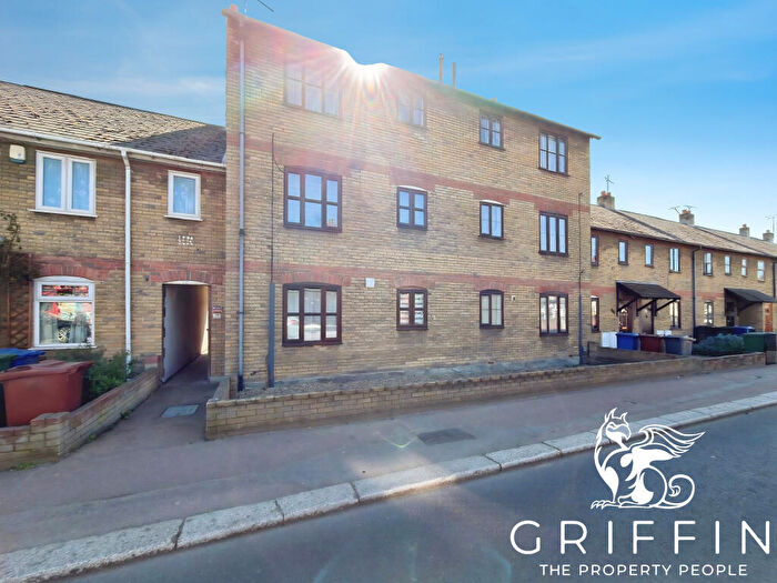 1 Bedroom Flat To Rent In London Road, Grays, RM17