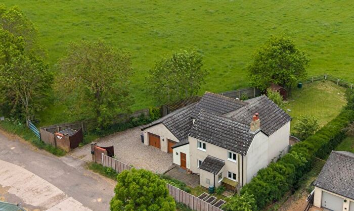 4 Bedroom Detached House For Sale In Lowndes Drove, Needingworth, St. Ives, Cambridgeshire, PE27