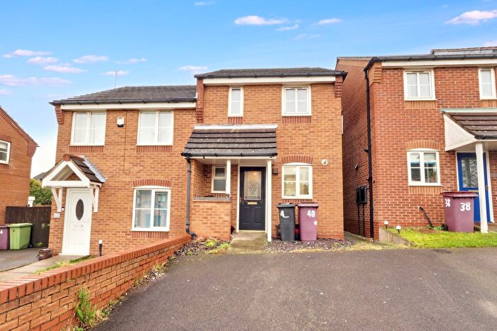 2 Bedroom Semi-detached House For Sale In Bracken Road, Shirebrook, Mansfield, NG20