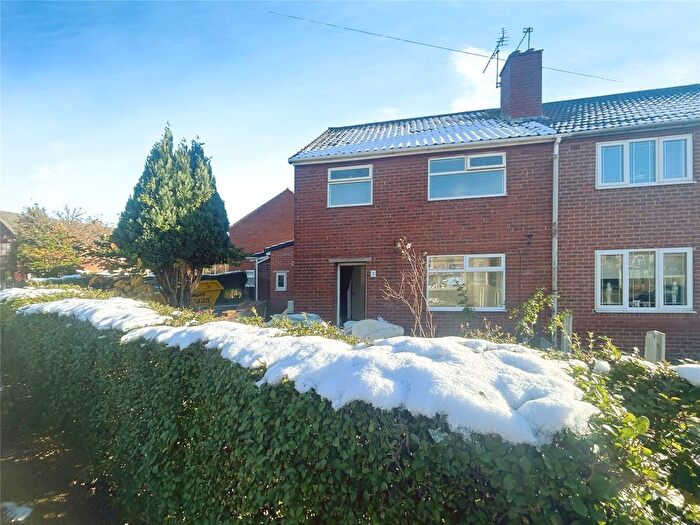 3 Bedroom Semi-Detached House To Rent In Park View, Worsbrough, Barnsley, South Yorkshire, S70