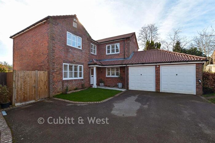 5 Bedroom Detached House For Sale In Mallard Way, Henfield, West Sussex, BN5