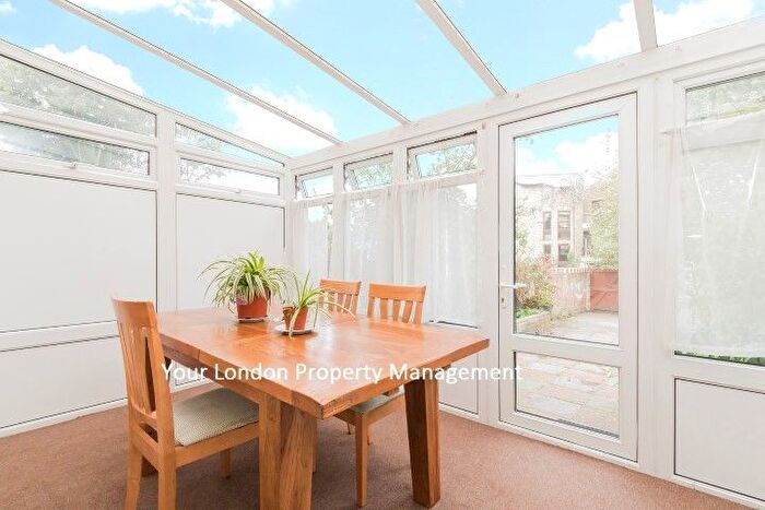 4 Bedroom Terraced House To Rent In The Village, Charlton, SE7