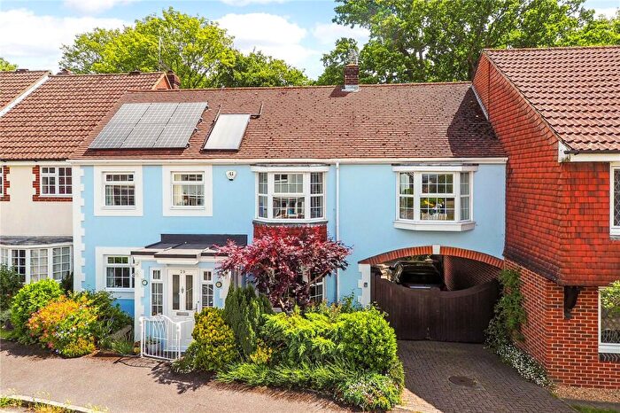 4 Bedroom Terraced House For Sale In Grenehurst Way, Petersfield, Hampshire, GU31