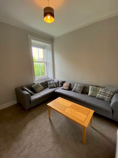 4 Bedroom Flat To Rent In Murieston Crescent, Dalry, Edinburgh, EH11
